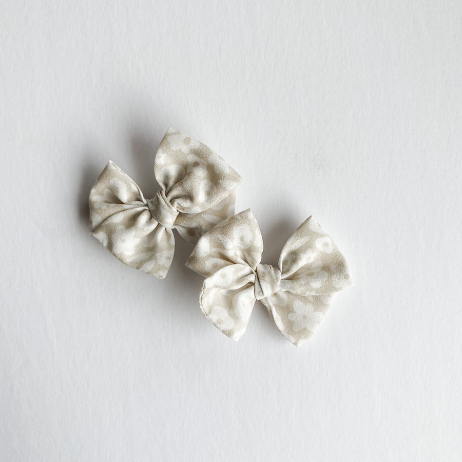 Muted Floral Mini Bow Set