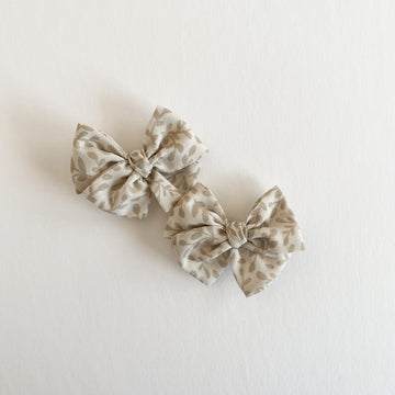 Cream Leaves Mini Bow Set