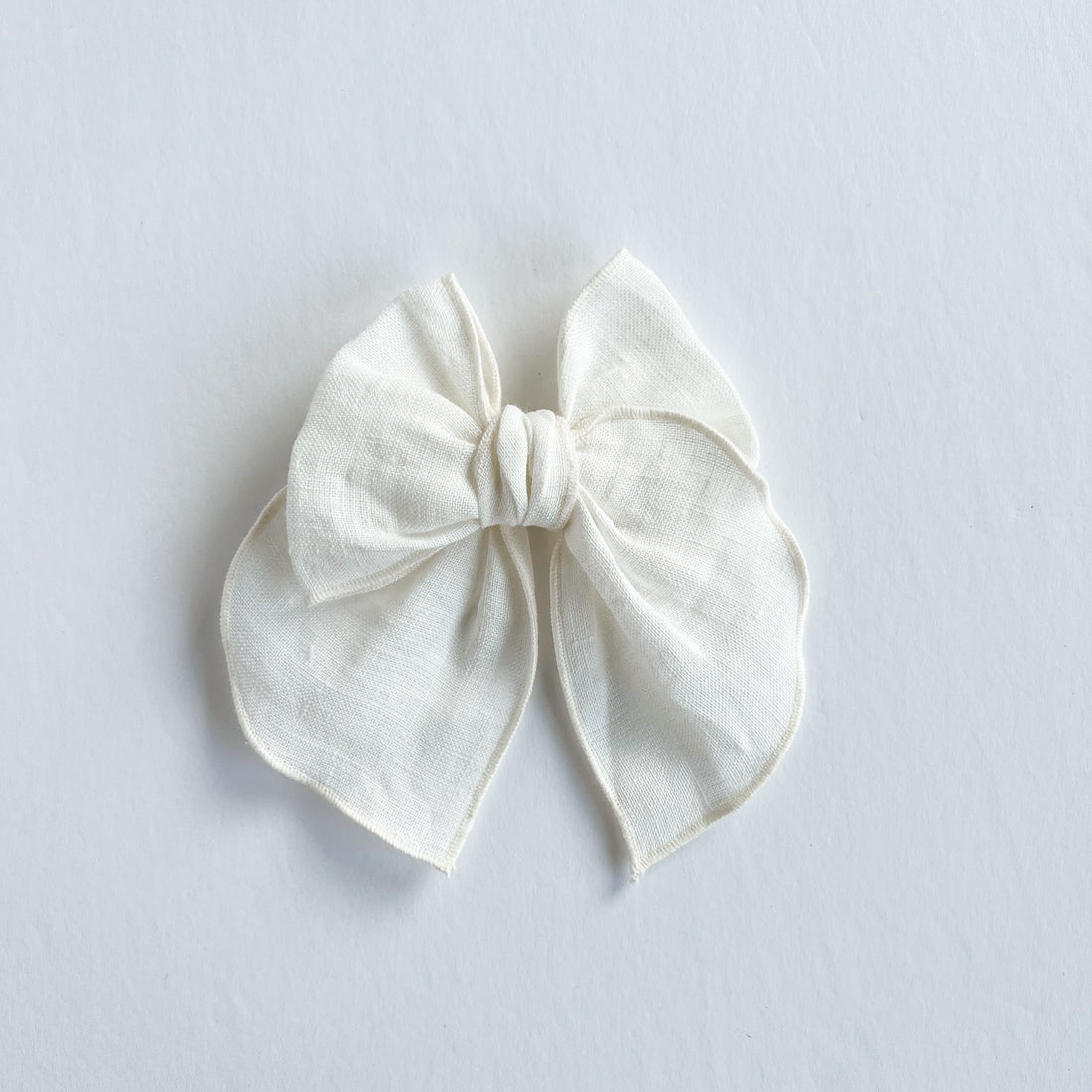 Ivory Linen Fable Bow || Serged