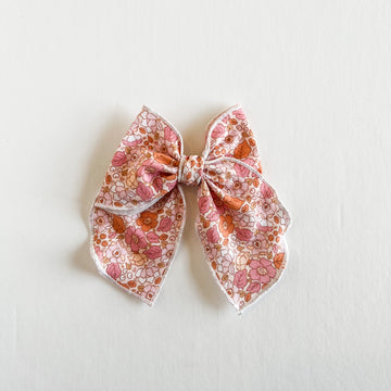 Pink Vintage Floral Fable Bow || Serged