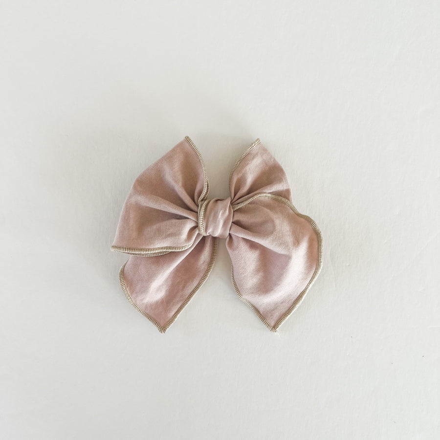 Nude Midi Fable Bow || Serged