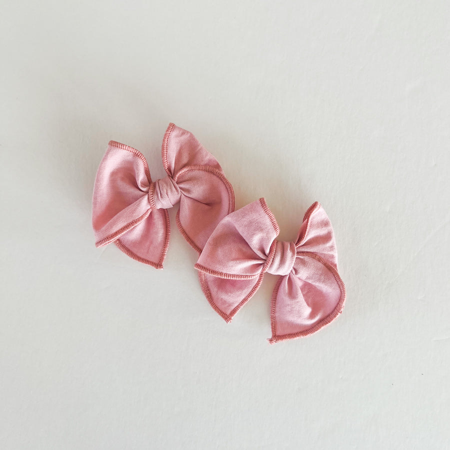 Pink Mini Fable Bow Set || Serged