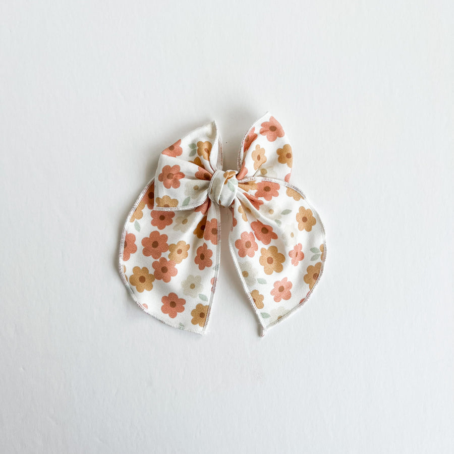 Rose + Rust Daisies Fable Bow || Serged