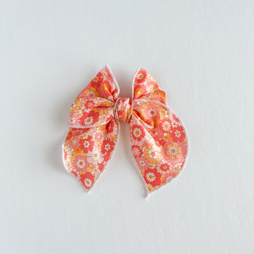 Woodstock Floral Fable Bow || Serged