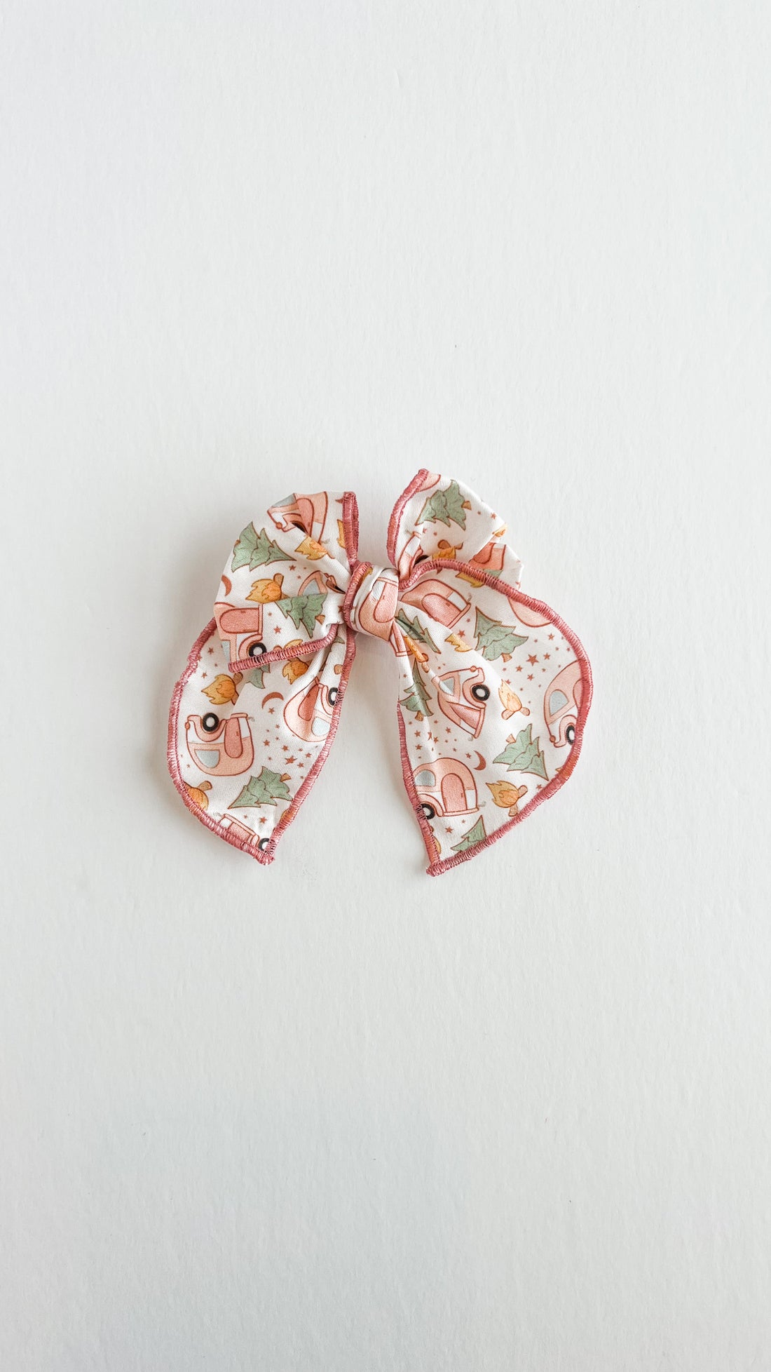 Wooded Wonderland Fable Bow || Serged